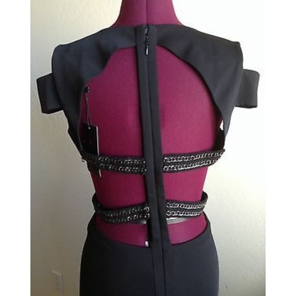 BCBG Max Azria. Size 8. - Picture 9 of 11